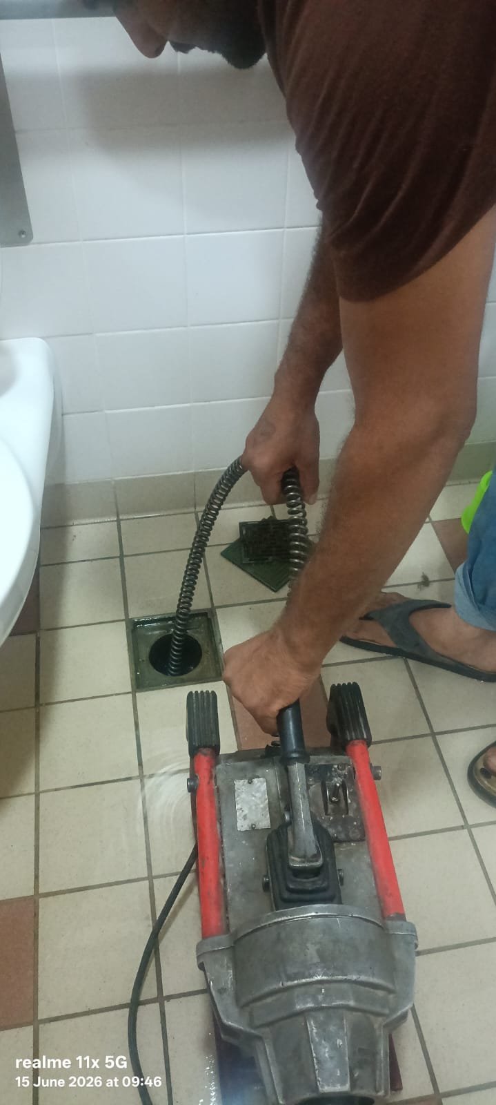 عمل تسليك مجاري 3